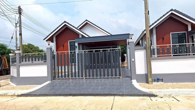 ประกาศฟรี! ซื้อ-ขาย-เช่า คอนโด บ้าน ทาวน์โฮม ที่ดิน และพื้นที่เชิงพาณิชย์ทั่วประเทศไทย ทุกทำเล ทุกงบประมาณ ไม่มีค่าใช้จ่าย ลงง่าย ขายไว เข้าถึงผู้ซื้อโดยตรง 2 306701pic1.jpg