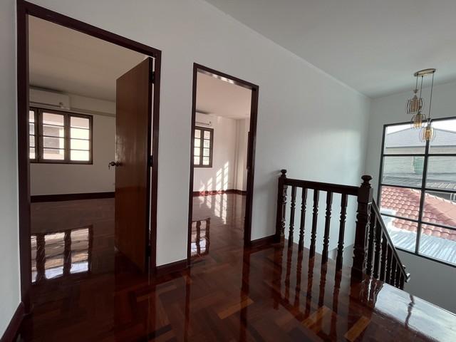 ประกาศฟรี! ซื้อ-ขาย-เช่า คอนโด บ้าน ทาวน์โฮม ที่ดิน และพื้นที่เชิงพาณิชย์ทั่วประเทศไทย ทุกทำเล ทุกงบประมาณ ไม่มีค่าใช้จ่าย ลงง่าย ขายไว เข้าถึงผู้ซื้อโดยตรง 5 503917pic4.jpg