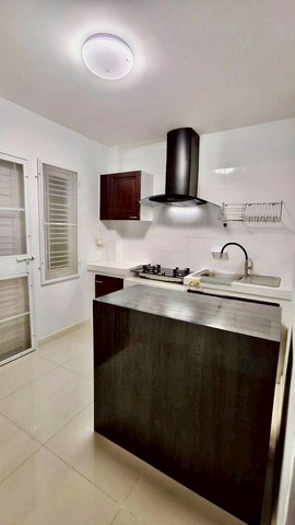 ประกาศฟรี! ซื้อ-ขาย-เช่า คอนโด บ้าน ทาวน์โฮม ที่ดิน และพื้นที่เชิงพาณิชย์ทั่วประเทศไทย ทุกทำเล ทุกงบประมาณ ไม่มีค่าใช้จ่าย ลงง่าย ขายไว เข้าถึงผู้ซื้อโดยตรง 5 291681pic4.jpg