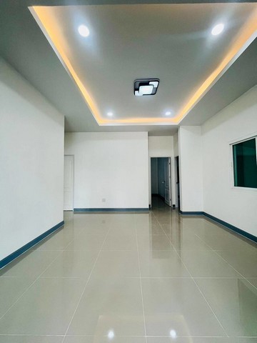 ประกาศฟรี! ซื้อ-ขาย-เช่า คอนโด บ้าน ทาวน์โฮม ที่ดิน และพื้นที่เชิงพาณิชย์ทั่วประเทศไทย ทุกทำเล ทุกงบประมาณ ไม่มีค่าใช้จ่าย ลงง่าย ขายไว เข้าถึงผู้ซื้อโดยตรง 3 291677pic2.jpg