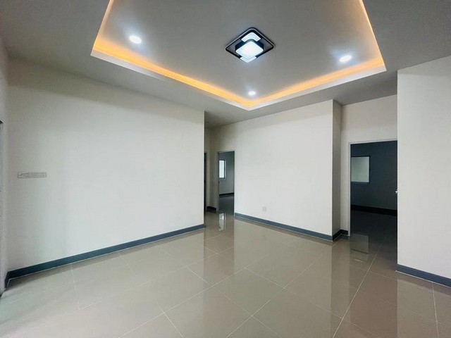 ประกาศฟรี! ซื้อ-ขาย-เช่า คอนโด บ้าน ทาวน์โฮม ที่ดิน และพื้นที่เชิงพาณิชย์ทั่วประเทศไทย ทุกทำเล ทุกงบประมาณ ไม่มีค่าใช้จ่าย ลงง่าย ขายไว เข้าถึงผู้ซื้อโดยตรง 4 291677pic3.jpg