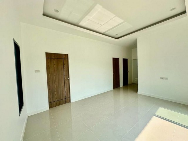 ประกาศฟรี! ซื้อ-ขาย-เช่า คอนโด บ้าน ทาวน์โฮม ที่ดิน และพื้นที่เชิงพาณิชย์ทั่วประเทศไทย ทุกทำเล ทุกงบประมาณ ไม่มีค่าใช้จ่าย ลงง่าย ขายไว เข้าถึงผู้ซื้อโดยตรง 4 291649pic3.jpg