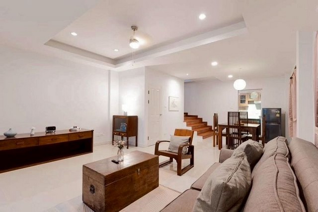 ประกาศฟรี! ซื้อ-ขาย-เช่า คอนโด บ้าน ทาวน์โฮม ที่ดิน และพื้นที่เชิงพาณิชย์ทั่วประเทศไทย ทุกทำเล ทุกงบประมาณ ไม่มีค่าใช้จ่าย ลงง่าย ขายไว เข้าถึงผู้ซื้อโดยตรง 5 231432pic4.jpg