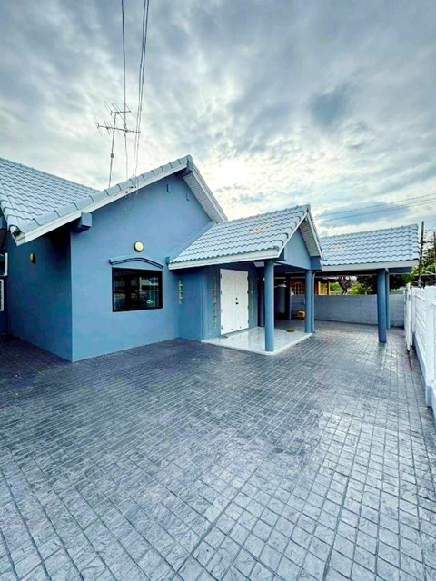 ประกาศฟรี! ซื้อ-ขาย-เช่า คอนโด บ้าน ทาวน์โฮม ที่ดิน และพื้นที่เชิงพาณิชย์ทั่วประเทศไทย ทุกทำเล ทุกงบประมาณ ไม่มีค่าใช้จ่าย ลงง่าย ขายไว เข้าถึงผู้ซื้อโดยตรง 2 306597pic1.jpg