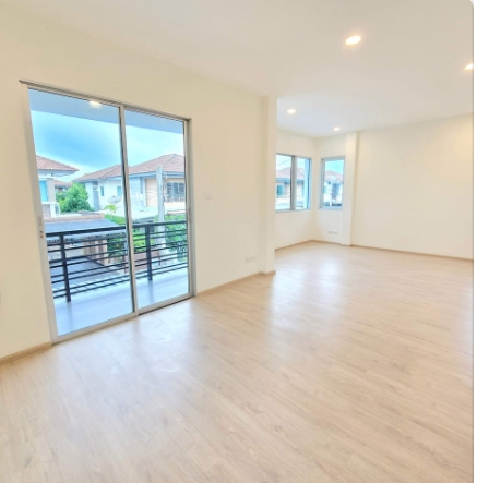 ประกาศฟรี! ซื้อ-ขาย-เช่า คอนโด บ้าน ทาวน์โฮม ที่ดิน และพื้นที่เชิงพาณิชย์ทั่วประเทศไทย ทุกทำเล ทุกงบประมาณ ไม่มีค่าใช้จ่าย ลงง่าย ขายไว เข้าถึงผู้ซื้อโดยตรง 5 503955pic4.jpg