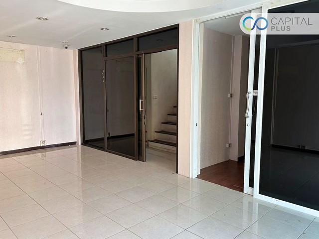 ประกาศฟรี! ซื้อ-ขาย-เช่า คอนโด บ้าน ทาวน์โฮม ที่ดิน และพื้นที่เชิงพาณิชย์ทั่วประเทศไทย ทุกทำเล ทุกงบประมาณ ไม่มีค่าใช้จ่าย ลงง่าย ขายไว เข้าถึงผู้ซื้อโดยตรง 3 213918pic2.jpg