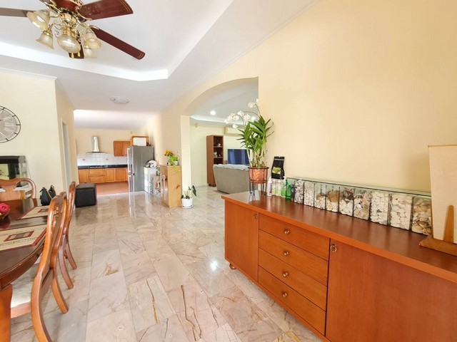 ประกาศฟรี! ซื้อ-ขาย-เช่า คอนโด บ้าน ทาวน์โฮม ที่ดิน และพื้นที่เชิงพาณิชย์ทั่วประเทศไทย ทุกทำเล ทุกงบประมาณ ไม่มีค่าใช้จ่าย ลงง่าย ขายไว เข้าถึงผู้ซื้อโดยตรง 4 306742pic3.jpg