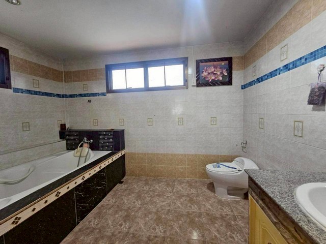 ประกาศฟรี! ซื้อ-ขาย-เช่า คอนโด บ้าน ทาวน์โฮม ที่ดิน และพื้นที่เชิงพาณิชย์ทั่วประเทศไทย ทุกทำเล ทุกงบประมาณ ไม่มีค่าใช้จ่าย ลงง่าย ขายไว เข้าถึงผู้ซื้อโดยตรง 5 306740pic4.jpg