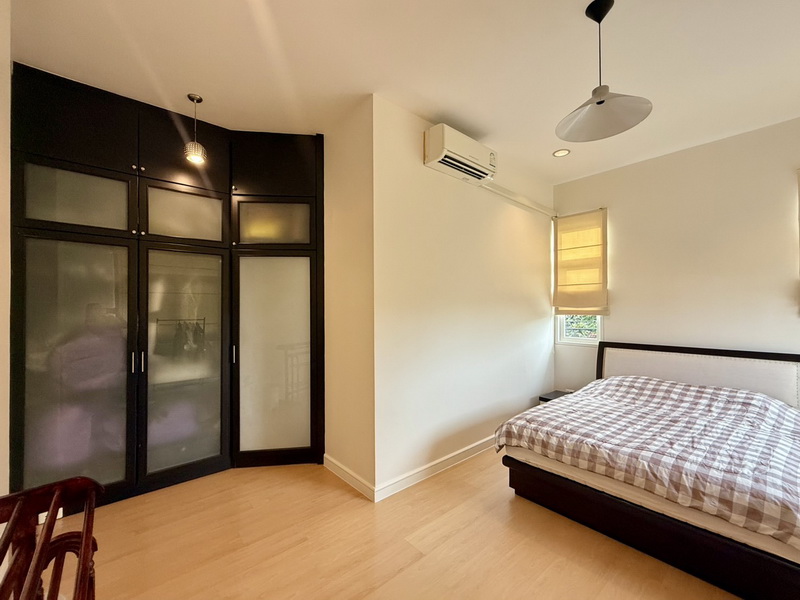 ประกาศฟรี! ซื้อ-ขาย-เช่า คอนโด บ้าน ทาวน์โฮม ที่ดิน และพื้นที่เชิงพาณิชย์ทั่วประเทศไทย ทุกทำเล ทุกงบประมาณ ไม่มีค่าใช้จ่าย ลงง่าย ขายไว เข้าถึงผู้ซื้อโดยตรง 5 292048pic4.jpg