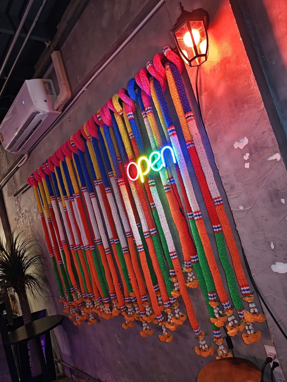 ประกาศฟรี! ซื้อ-ขาย-เช่า คอนโด บ้าน ทาวน์โฮม ที่ดิน และพื้นที่เชิงพาณิชย์ทั่วประเทศไทย ทุกทำเล ทุกงบประมาณ ไม่มีค่าใช้จ่าย ลงง่าย ขายไว เข้าถึงผู้ซื้อโดยตรง 5 231582pic4.jpg