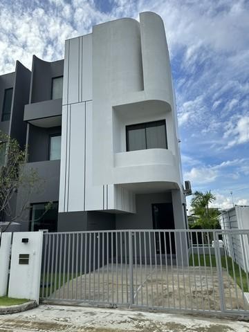 ประกาศฟรี! ซื้อ-ขาย-เช่า คอนโด บ้าน ทาวน์โฮม ที่ดิน และพื้นที่เชิงพาณิชย์ทั่วประเทศไทย ทุกทำเล ทุกงบประมาณ ไม่มีค่าใช้จ่าย ลงง่าย ขายไว เข้าถึงผู้ซื้อโดยตรง 2 503980pic1.jpg