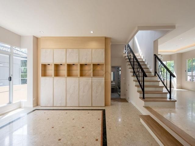 ประกาศฟรี! ซื้อ-ขาย-เช่า คอนโด บ้าน ทาวน์โฮม ที่ดิน และพื้นที่เชิงพาณิชย์ทั่วประเทศไทย ทุกทำเล ทุกงบประมาณ ไม่มีค่าใช้จ่าย ลงง่าย ขายไว เข้าถึงผู้ซื้อโดยตรง 4 504097pic3.jpg