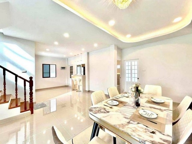 ประกาศฟรี! ซื้อ-ขาย-เช่า คอนโด บ้าน ทาวน์โฮม ที่ดิน และพื้นที่เชิงพาณิชย์ทั่วประเทศไทย ทุกทำเล ทุกงบประมาณ ไม่มีค่าใช้จ่าย ลงง่าย ขายไว เข้าถึงผู้ซื้อโดยตรง 3 292339pic2.jpg