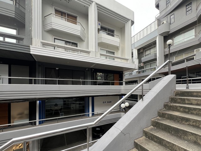 ประกาศฟรี! ซื้อ-ขาย-เช่า คอนโด บ้าน ทาวน์โฮม ที่ดิน และพื้นที่เชิงพาณิชย์ทั่วประเทศไทย ทุกทำเล ทุกงบประมาณ ไม่มีค่าใช้จ่าย ลงง่าย ขายไว เข้าถึงผู้ซื้อโดยตรง 4 233917pic3.jpg