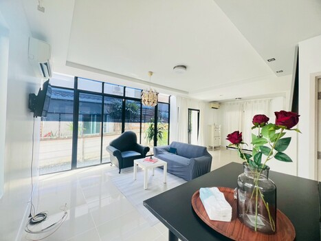 ประกาศฟรี! ซื้อ-ขาย-เช่า คอนโด บ้าน ทาวน์โฮม ที่ดิน และพื้นที่เชิงพาณิชย์ทั่วประเทศไทย ทุกทำเล ทุกงบประมาณ ไม่มีค่าใช้จ่าย ลงง่าย ขายไว เข้าถึงผู้ซื้อโดยตรง 3 227192pic2.jpg