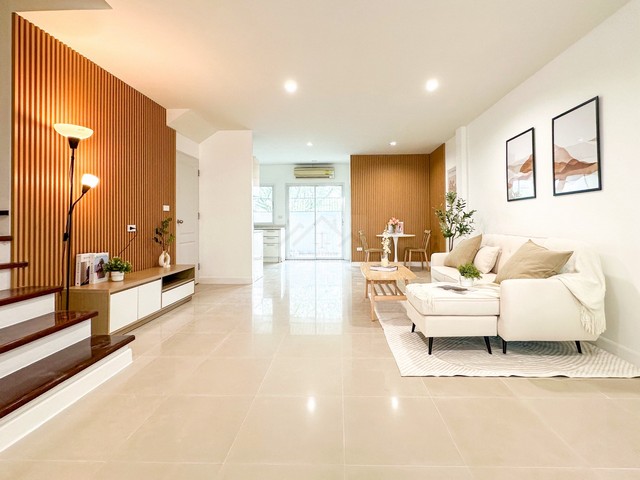 ประกาศฟรี! ซื้อ-ขาย-เช่า คอนโด บ้าน ทาวน์โฮม ที่ดิน และพื้นที่เชิงพาณิชย์ทั่วประเทศไทย ทุกทำเล ทุกงบประมาณ ไม่มีค่าใช้จ่าย ลงง่าย ขายไว เข้าถึงผู้ซื้อโดยตรง 5 504334pic4.jpg