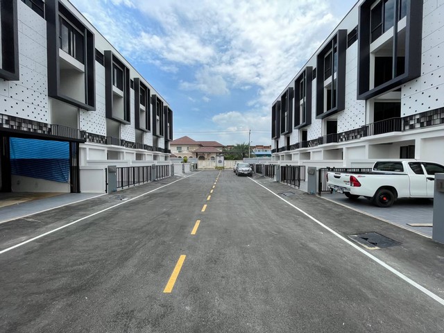 ประกาศฟรี! ซื้อ-ขาย-เช่า คอนโด บ้าน ทาวน์โฮม ที่ดิน และพื้นที่เชิงพาณิชย์ทั่วประเทศไทย ทุกทำเล ทุกงบประมาณ ไม่มีค่าใช้จ่าย ลงง่าย ขายไว เข้าถึงผู้ซื้อโดยตรง 4 486231pic3.jpg