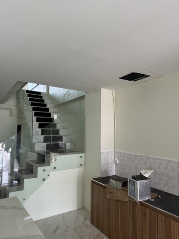 ประกาศฟรี! ซื้อ-ขาย-เช่า คอนโด บ้าน ทาวน์โฮม ที่ดิน และพื้นที่เชิงพาณิชย์ทั่วประเทศไทย ทุกทำเล ทุกงบประมาณ ไม่มีค่าใช้จ่าย ลงง่าย ขายไว เข้าถึงผู้ซื้อโดยตรง 4 292161pic3.jpg