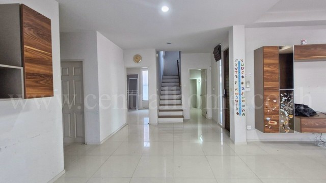 ประกาศฟรี! ซื้อ-ขาย-เช่า คอนโด บ้าน ทาวน์โฮม ที่ดิน และพื้นที่เชิงพาณิชย์ทั่วประเทศไทย ทุกทำเล ทุกงบประมาณ ไม่มีค่าใช้จ่าย ลงง่าย ขายไว เข้าถึงผู้ซื้อโดยตรง 5 217318pic4.jpg