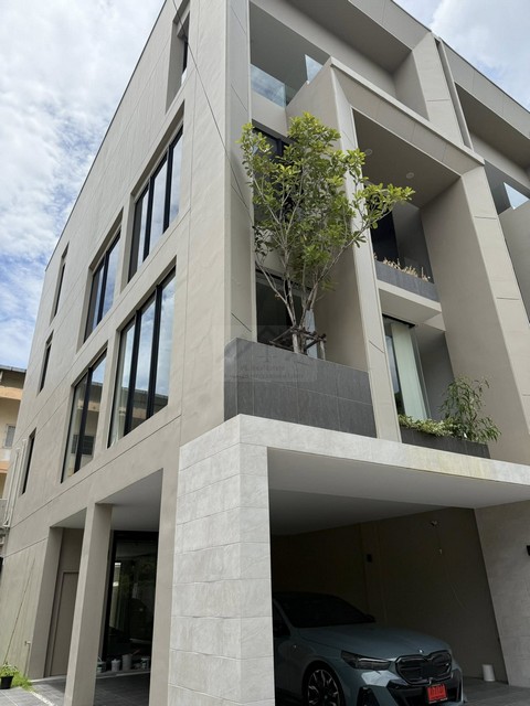 ประกาศฟรี! ซื้อ-ขาย-เช่า คอนโด บ้าน ทาวน์โฮม ที่ดิน และพื้นที่เชิงพาณิชย์ทั่วประเทศไทย ทุกทำเล ทุกงบประมาณ ไม่มีค่าใช้จ่าย ลงง่าย ขายไว เข้าถึงผู้ซื้อโดยตรง 2 501598pic1.jpg