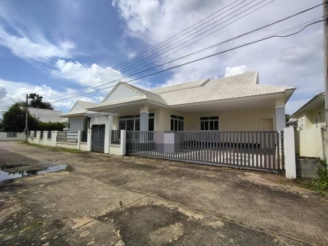 ประกาศฟรี! ซื้อ-ขาย-เช่า คอนโด บ้าน ทาวน์โฮม ที่ดิน และพื้นที่เชิงพาณิชย์ทั่วประเทศไทย ทุกทำเล ทุกงบประมาณ ไม่มีค่าใช้จ่าย ลงง่าย ขายไว เข้าถึงผู้ซื้อโดยตรง 3 208535pic2.jpg