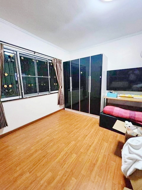 ประกาศฟรี! ซื้อ-ขาย-เช่า คอนโด บ้าน ทาวน์โฮม ที่ดิน และพื้นที่เชิงพาณิชย์ทั่วประเทศไทย ทุกทำเล ทุกงบประมาณ ไม่มีค่าใช้จ่าย ลงง่าย ขายไว เข้าถึงผู้ซื้อโดยตรง 5 307426pic4.jpg