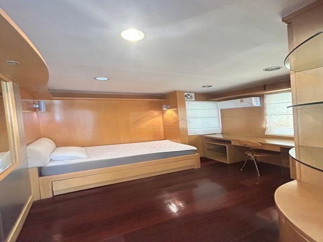 ประกาศฟรี! ซื้อ-ขาย-เช่า คอนโด บ้าน ทาวน์โฮม ที่ดิน และพื้นที่เชิงพาณิชย์ทั่วประเทศไทย ทุกทำเล ทุกงบประมาณ ไม่มีค่าใช้จ่าย ลงง่าย ขายไว เข้าถึงผู้ซื้อโดยตรง 5 504154pic4.jpg