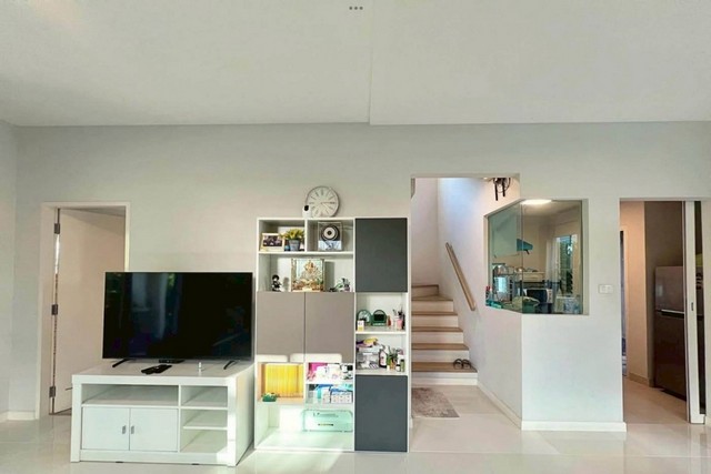 ประกาศฟรี! ซื้อ-ขาย-เช่า คอนโด บ้าน ทาวน์โฮม ที่ดิน และพื้นที่เชิงพาณิชย์ทั่วประเทศไทย ทุกทำเล ทุกงบประมาณ ไม่มีค่าใช้จ่าย ลงง่าย ขายไว เข้าถึงผู้ซื้อโดยตรง 4 292186pic3.jpg