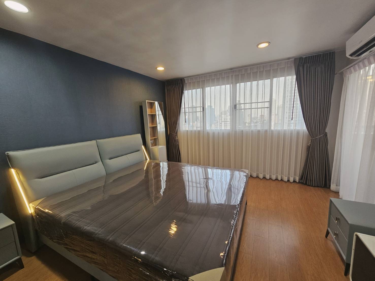 ประกาศฟรี! ซื้อ-ขาย-เช่า คอนโด บ้าน ทาวน์โฮม ที่ดิน และพื้นที่เชิงพาณิชย์ทั่วประเทศไทย ทุกทำเล ทุกงบประมาณ ไม่มีค่าใช้จ่าย ลงง่าย ขายไว เข้าถึงผู้ซื้อโดยตรง 2 504640pic1.jpg