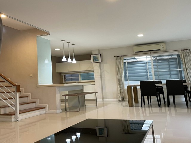 ประกาศฟรี! ซื้อ-ขาย-เช่า คอนโด บ้าน ทาวน์โฮม ที่ดิน และพื้นที่เชิงพาณิชย์ทั่วประเทศไทย ทุกทำเล ทุกงบประมาณ ไม่มีค่าใช้จ่าย ลงง่าย ขายไว เข้าถึงผู้ซื้อโดยตรง 4 504249pic3.jpg