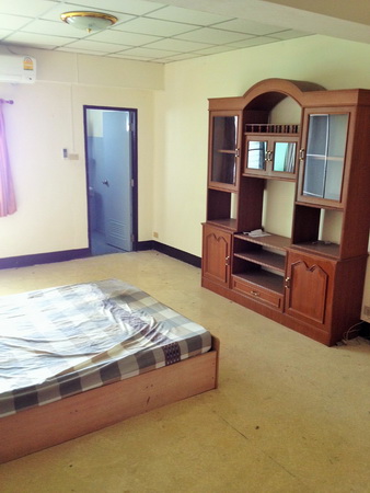 ประกาศฟรี! ซื้อ-ขาย-เช่า คอนโด บ้าน ทาวน์โฮม ที่ดิน และพื้นที่เชิงพาณิชย์ทั่วประเทศไทย ทุกทำเล ทุกงบประมาณ ไม่มีค่าใช้จ่าย ลงง่าย ขายไว เข้าถึงผู้ซื้อโดยตรง 3 292154pic2.jpg