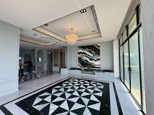 ประกาศฟรี! ซื้อ-ขาย-เช่า คอนโด บ้าน ทาวน์โฮม ที่ดิน และพื้นที่เชิงพาณิชย์ทั่วประเทศไทย ทุกทำเล ทุกงบประมาณ ไม่มีค่าใช้จ่าย ลงง่าย ขายไว เข้าถึงผู้ซื้อโดยตรง 5 235045pic4.jpg