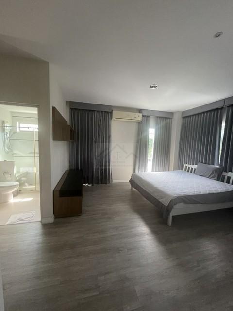 ประกาศฟรี! ซื้อ-ขาย-เช่า คอนโด บ้าน ทาวน์โฮม ที่ดิน และพื้นที่เชิงพาณิชย์ทั่วประเทศไทย ทุกทำเล ทุกงบประมาณ ไม่มีค่าใช้จ่าย ลงง่าย ขายไว เข้าถึงผู้ซื้อโดยตรง 5 504271pic4.jpg