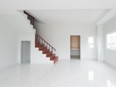 ประกาศฟรี! ซื้อ-ขาย-เช่า คอนโด บ้าน ทาวน์โฮม ที่ดิน และพื้นที่เชิงพาณิชย์ทั่วประเทศไทย ทุกทำเล ทุกงบประมาณ ไม่มีค่าใช้จ่าย ลงง่าย ขายไว เข้าถึงผู้ซื้อโดยตรง 3 504844pic2.jpg