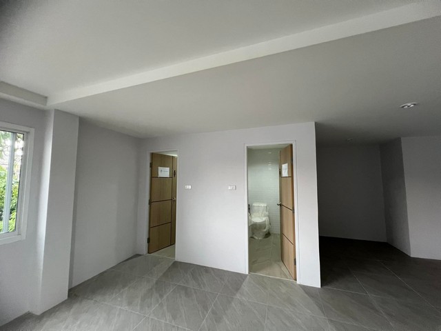 ประกาศฟรี! ซื้อ-ขาย-เช่า คอนโด บ้าน ทาวน์โฮม ที่ดิน และพื้นที่เชิงพาณิชย์ทั่วประเทศไทย ทุกทำเล ทุกงบประมาณ ไม่มีค่าใช้จ่าย ลงง่าย ขายไว เข้าถึงผู้ซื้อโดยตรง 5 504874pic4.jpg