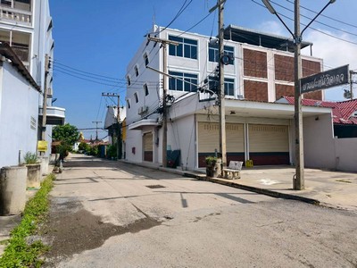 ประกาศฟรี! ซื้อ-ขาย-เช่า คอนโด บ้าน ทาวน์โฮม ที่ดิน และพื้นที่เชิงพาณิชย์ทั่วประเทศไทย ทุกทำเล ทุกงบประมาณ ไม่มีค่าใช้จ่าย ลงง่าย ขายไว เข้าถึงผู้ซื้อโดยตรง 2 504883pic1.jpg