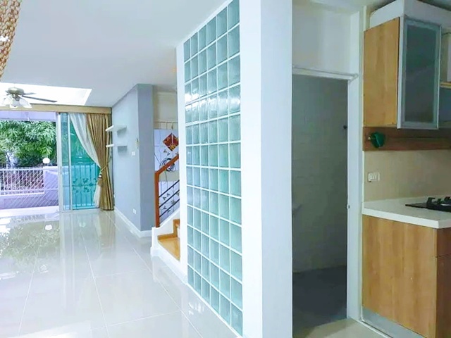 ประกาศฟรี! ซื้อ-ขาย-เช่า คอนโด บ้าน ทาวน์โฮม ที่ดิน และพื้นที่เชิงพาณิชย์ทั่วประเทศไทย ทุกทำเล ทุกงบประมาณ ไม่มีค่าใช้จ่าย ลงง่าย ขายไว เข้าถึงผู้ซื้อโดยตรง 5 307814pic4.jpg