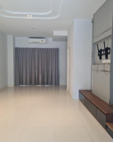 ประกาศฟรี! ซื้อ-ขาย-เช่า คอนโด บ้าน ทาวน์โฮม ที่ดิน และพื้นที่เชิงพาณิชย์ทั่วประเทศไทย ทุกทำเล ทุกงบประมาณ ไม่มีค่าใช้จ่าย ลงง่าย ขายไว เข้าถึงผู้ซื้อโดยตรง 3 273315pic2.jpg