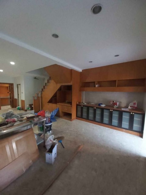 ประกาศฟรี! ซื้อ-ขาย-เช่า คอนโด บ้าน ทาวน์โฮม ที่ดิน และพื้นที่เชิงพาณิชย์ทั่วประเทศไทย ทุกทำเล ทุกงบประมาณ ไม่มีค่าใช้จ่าย ลงง่าย ขายไว เข้าถึงผู้ซื้อโดยตรง 4 504435pic3.jpg