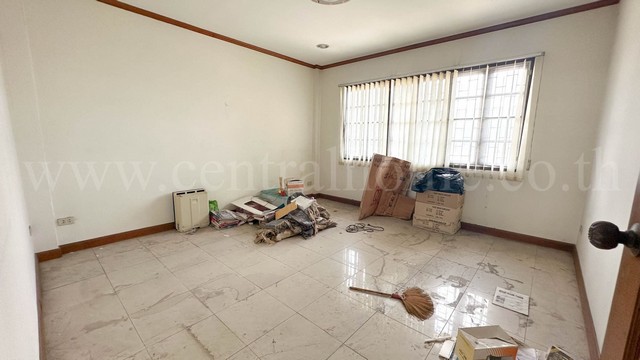 ประกาศฟรี! ซื้อ-ขาย-เช่า คอนโด บ้าน ทาวน์โฮม ที่ดิน และพื้นที่เชิงพาณิชย์ทั่วประเทศไทย ทุกทำเล ทุกงบประมาณ ไม่มีค่าใช้จ่าย ลงง่าย ขายไว เข้าถึงผู้ซื้อโดยตรง 5 290775pic4.jpg