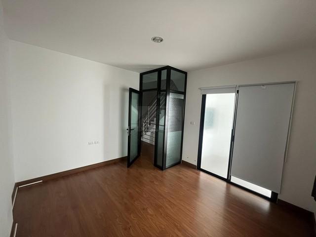 ประกาศฟรี! ซื้อ-ขาย-เช่า คอนโด บ้าน ทาวน์โฮม ที่ดิน และพื้นที่เชิงพาณิชย์ทั่วประเทศไทย ทุกทำเล ทุกงบประมาณ ไม่มีค่าใช้จ่าย ลงง่าย ขายไว เข้าถึงผู้ซื้อโดยตรง 4 504894pic3.jpg