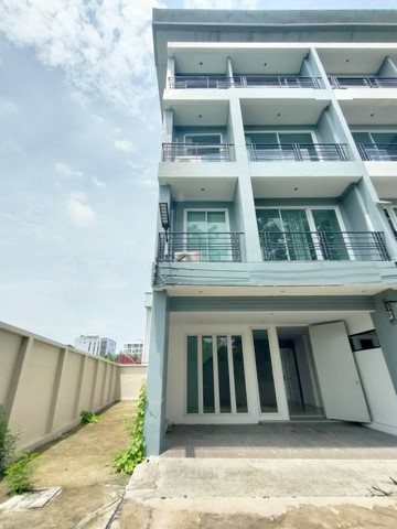 ประกาศฟรี! ซื้อ-ขาย-เช่า คอนโด บ้าน ทาวน์โฮม ที่ดิน และพื้นที่เชิงพาณิชย์ทั่วประเทศไทย ทุกทำเล ทุกงบประมาณ ไม่มีค่าใช้จ่าย ลงง่าย ขายไว เข้าถึงผู้ซื้อโดยตรง 2 504508pic1.jpg