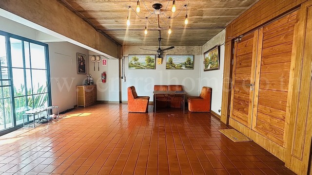 ประกาศฟรี! ซื้อ-ขาย-เช่า คอนโด บ้าน ทาวน์โฮม ที่ดิน และพื้นที่เชิงพาณิชย์ทั่วประเทศไทย ทุกทำเล ทุกงบประมาณ ไม่มีค่าใช้จ่าย ลงง่าย ขายไว เข้าถึงผู้ซื้อโดยตรง 5 292318pic4.jpg