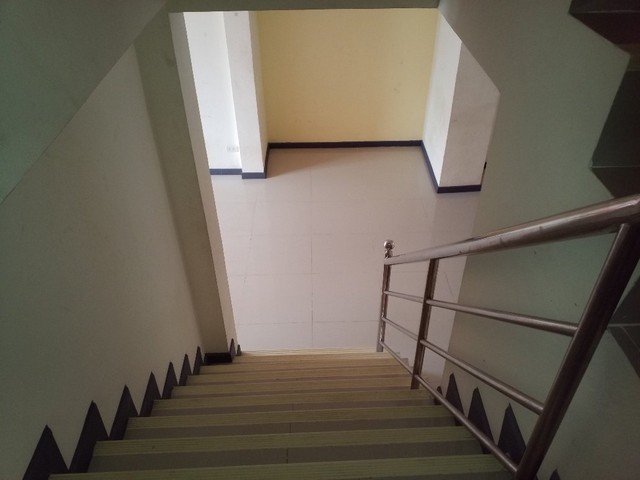 ประกาศฟรี! ซื้อ-ขาย-เช่า คอนโด บ้าน ทาวน์โฮม ที่ดิน และพื้นที่เชิงพาณิชย์ทั่วประเทศไทย ทุกทำเล ทุกงบประมาณ ไม่มีค่าใช้จ่าย ลงง่าย ขายไว เข้าถึงผู้ซื้อโดยตรง 4 234186pic3.jpg