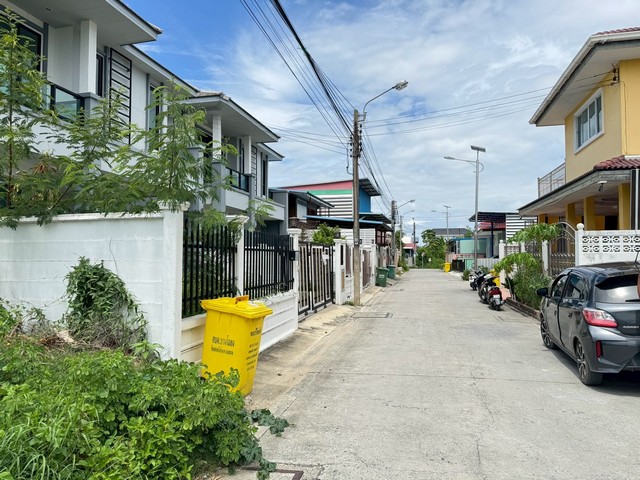 ประกาศฟรี! ซื้อ-ขาย-เช่า คอนโด บ้าน ทาวน์โฮม ที่ดิน และพื้นที่เชิงพาณิชย์ทั่วประเทศไทย ทุกทำเล ทุกงบประมาณ ไม่มีค่าใช้จ่าย ลงง่าย ขายไว เข้าถึงผู้ซื้อโดยตรง 5 307984pic4.jpg