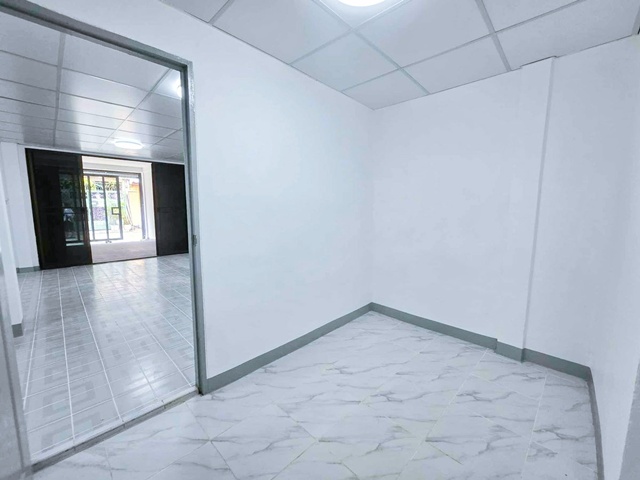 ประกาศฟรี! ซื้อ-ขาย-เช่า คอนโด บ้าน ทาวน์โฮม ที่ดิน และพื้นที่เชิงพาณิชย์ทั่วประเทศไทย ทุกทำเล ทุกงบประมาณ ไม่มีค่าใช้จ่าย ลงง่าย ขายไว เข้าถึงผู้ซื้อโดยตรง 5 307956pic4.jpg