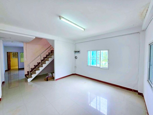 ประกาศฟรี! ซื้อ-ขาย-เช่า คอนโด บ้าน ทาวน์โฮม ที่ดิน และพื้นที่เชิงพาณิชย์ทั่วประเทศไทย ทุกทำเล ทุกงบประมาณ ไม่มีค่าใช้จ่าย ลงง่าย ขายไว เข้าถึงผู้ซื้อโดยตรง 4 307954pic3.jpg