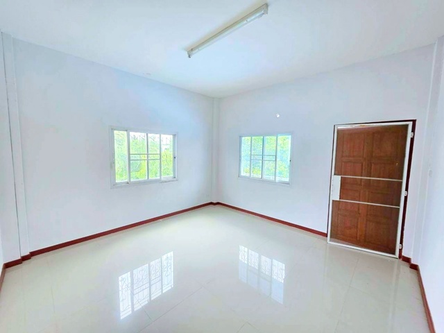 ประกาศฟรี! ซื้อ-ขาย-เช่า คอนโด บ้าน ทาวน์โฮม ที่ดิน และพื้นที่เชิงพาณิชย์ทั่วประเทศไทย ทุกทำเล ทุกงบประมาณ ไม่มีค่าใช้จ่าย ลงง่าย ขายไว เข้าถึงผู้ซื้อโดยตรง 5 307954pic4.jpg