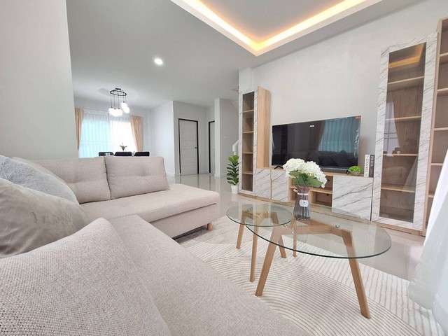 ประกาศฟรี! ซื้อ-ขาย-เช่า คอนโด บ้าน ทาวน์โฮม ที่ดิน และพื้นที่เชิงพาณิชย์ทั่วประเทศไทย ทุกทำเล ทุกงบประมาณ ไม่มีค่าใช้จ่าย ลงง่าย ขายไว เข้าถึงผู้ซื้อโดยตรง 3 231664pic2.jpg