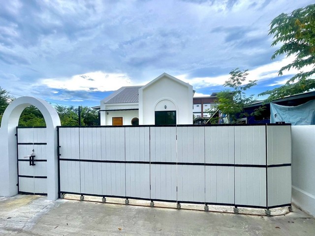 ประกาศฟรี! ซื้อ-ขาย-เช่า คอนโด บ้าน ทาวน์โฮม ที่ดิน และพื้นที่เชิงพาณิชย์ทั่วประเทศไทย ทุกทำเล ทุกงบประมาณ ไม่มีค่าใช้จ่าย ลงง่าย ขายไว เข้าถึงผู้ซื้อโดยตรง 3 290032pic2.jpg